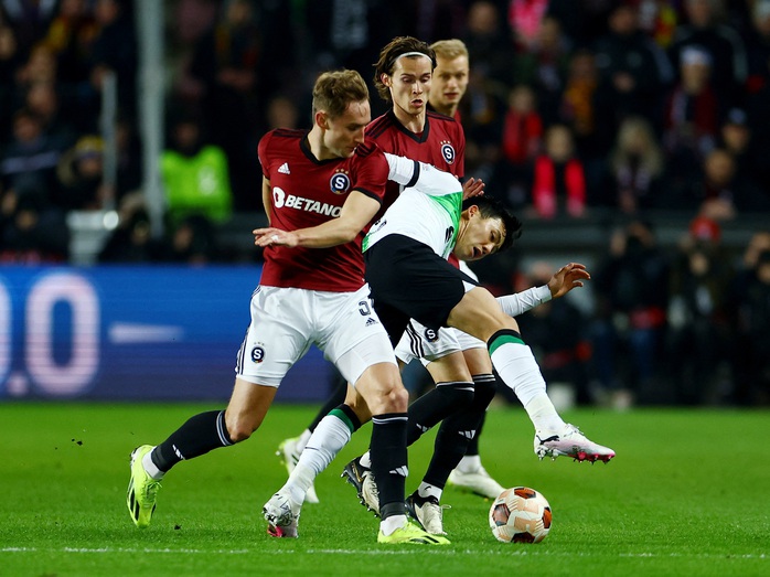 Bùng nổ siêu phẩm, Liverpool thắng hủy diệt Sparta Prague- Ảnh 2. Bùng nổ siêu phẩm, Liverpool thắng hủy diệt Sparta Prague- Ảnh 2.