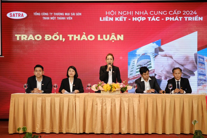 Tiếp nhận hơn 9.600 hồ sơ chào hàng nhưng chỉ 16% đạt yêu cầu, SATRA nói gì?- Ảnh 1. Tiếp nhận hơn 9.600 hồ sơ chào hàng nhưng chỉ 16% đạt yêu cầu, SATRA nói gì?- Ảnh 1.