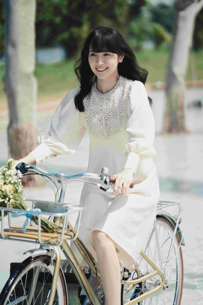 Sơn Tùng M-TP và Hải Tú chính thức ra mắt- Ảnh 4. Sơn Tùng M-TP và Hải Tú chính thức ra mắt- Ảnh 4.