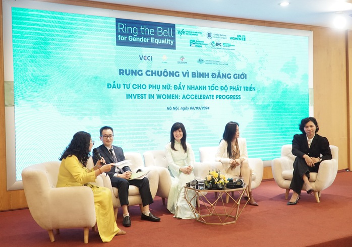 BIDV hưởng ứng chiến dịch “Rung chuông vì Bình đẳng giới”- Ảnh 2. BIDV hưởng ứng chiến dịch “Rung chuông vì Bình đẳng giới”- Ảnh 2.