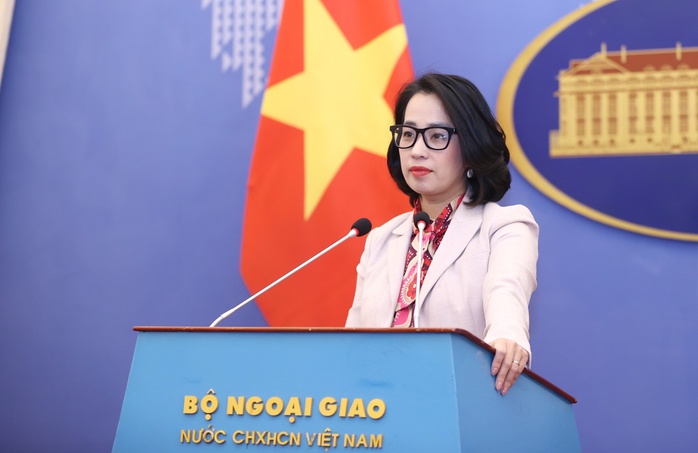 Trung Quốc - Philippines căng thẳng ở Bãi Cỏ Mây, Việt Nam lên tiếng- Ảnh 1. Trung Quốc - Philippines căng thẳng ở Bãi Cỏ Mây, Việt Nam lên tiếng- Ảnh 1.