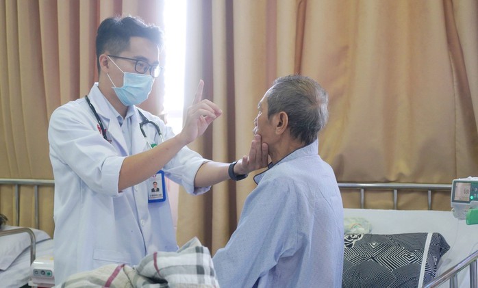 Bệnh nhân được cứu qua nguy kịch Bệnh nhân được cứu qua nguy kịch