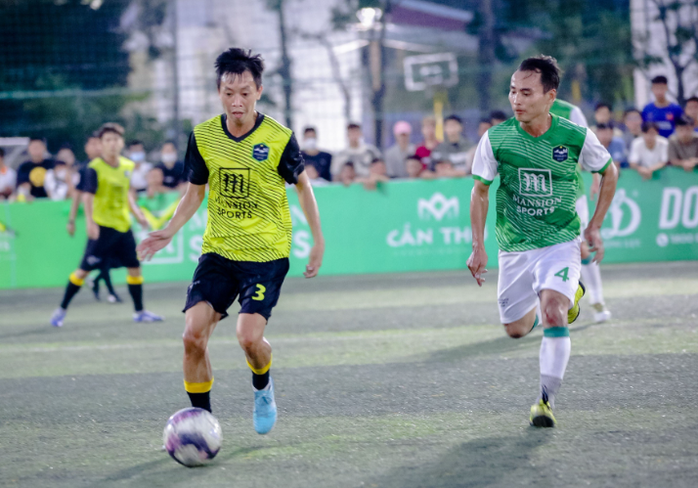 Xác định 3 đội tham dự VCK Mansion Sports Cup 2024- Ảnh 1. Xác định 3 đội tham dự VCK Mansion Sports Cup 2024- Ảnh 1.