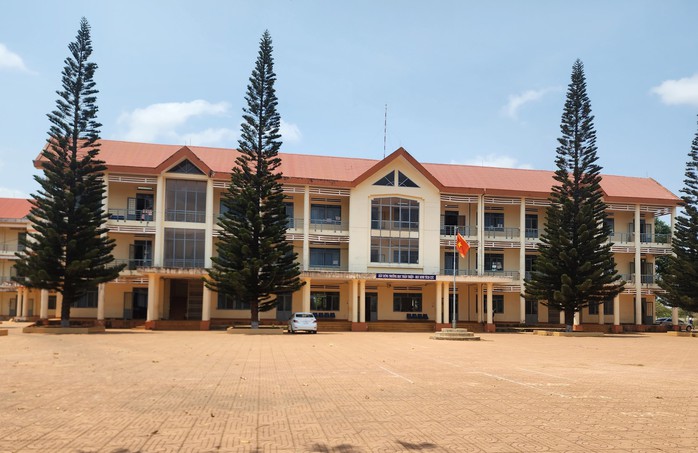 Kiểm tra lại toàn bộ vụ buộc thôi học 2 học sinh dù xét nghiệm âm tính với ma túy- Ảnh 1.