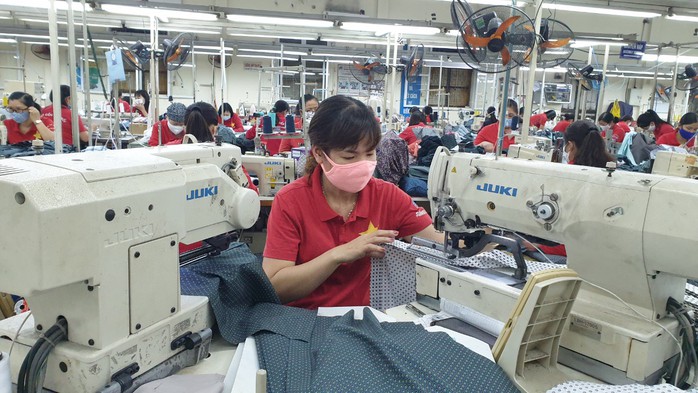 Nghỉ lễ 30-4 và 1-5 liên tục 5 ngày: Tiền lương những ngày hoán đổi thế nào?- Ảnh 1. Nghỉ lễ 30-4 và 1-5 liên tục 5 ngày: Tiền lương những ngày hoán đổi thế nào?- Ảnh 1.