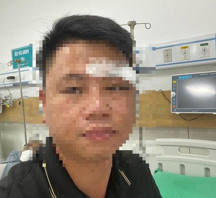 Một luật sư bị nhóm đối tượng hành hung tại Đà Nẵng- Ảnh 1. Một luật sư bị nhóm đối tượng hành hung tại Đà Nẵng- Ảnh 1.