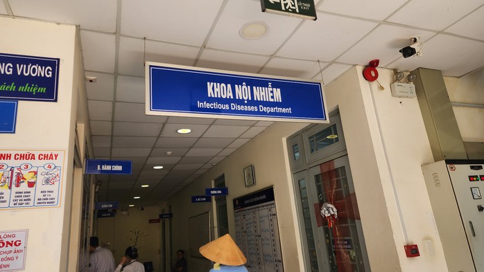 3 thành viên đoàn lân nhập viện cấp cứu sau khi ăn xôi, cơm gà xối mỡ- Ảnh 1.