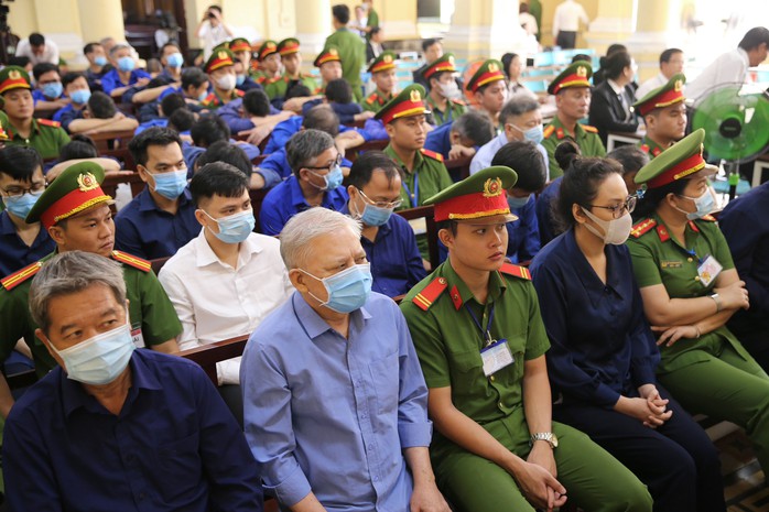 Vụ án Vạn Thịnh Phát: Trương Mỹ Lan phải khắc phục hậu quả 673.848 tỉ đồng- Ảnh 1. Vụ án Vạn Thịnh Phát: Trương Mỹ Lan phải khắc phục hậu quả 673.848 tỉ đồng- Ảnh 1.