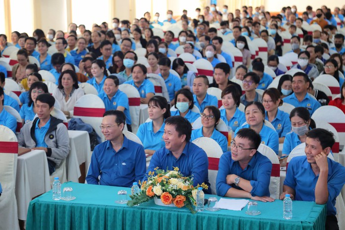 Nhờ CEP, công nhân thoát bẫy “tín dụng đen” - Ảnh 6. Nhờ CEP, công nhân thoát bẫy “tín dụng đen” - Ảnh 6.