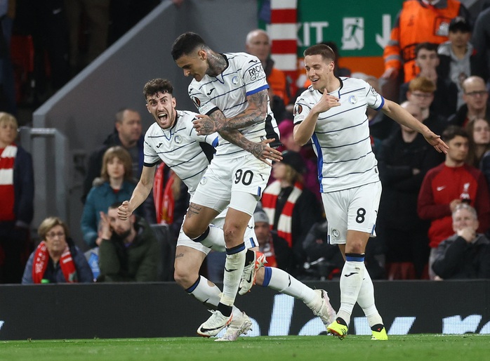 Liverpool thua sốc Atalanta, bóng đá Anh choáng váng với Europa League- Ảnh 5.