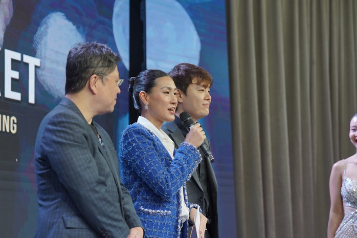 NSND Thanh Thúy, Kathy Uyên… trao giải điện ảnh!- Ảnh 8. NSND Thanh Thúy, Kathy Uyên… trao giải điện ảnh!- Ảnh 8.