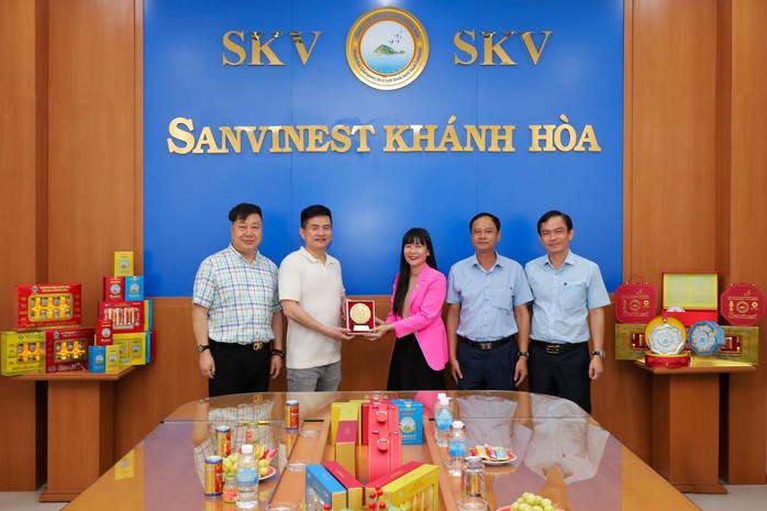 Hợp tác xuất khẩu yến sào Sanvinest Khánh Hòa sang Trung Quốc- Ảnh 3. Hợp tác xuất khẩu yến sào Sanvinest Khánh Hòa sang Trung Quốc- Ảnh 3.