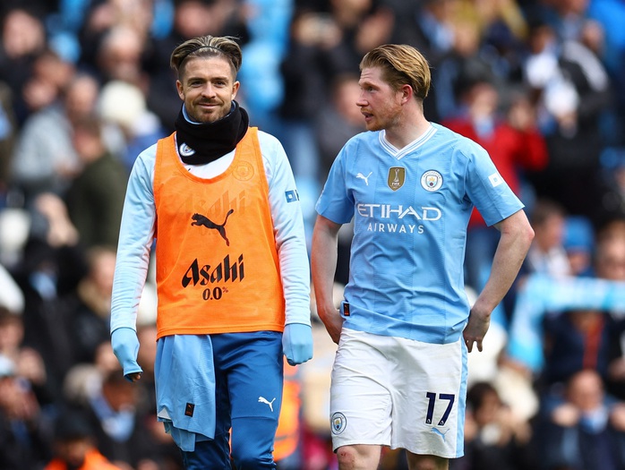 Man City chiếm ngôi đầu, Man United bị hất văng Top 6- Ảnh 1. Man City chiếm ngôi đầu, Man United bị hất văng Top 6- Ảnh 1.