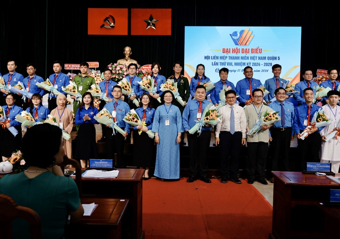 Khen thưởng nhiều tập thể, cá nhân của Hội LHTN Việt Nam quận 5- Ảnh 3. Khen thưởng nhiều tập thể, cá nhân của Hội LHTN Việt Nam quận 5- Ảnh 3.