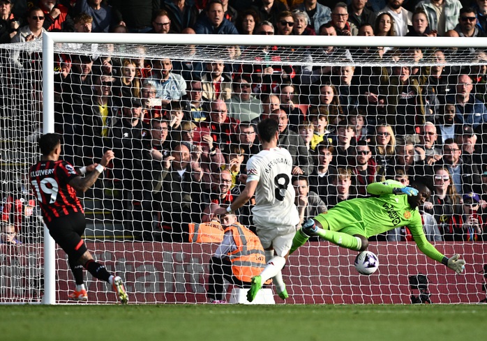 Man City chiếm ngôi đầu, Man United bị hất văng Top 6- Ảnh 9. Man City chiếm ngôi đầu, Man United bị hất văng Top 6- Ảnh 9.