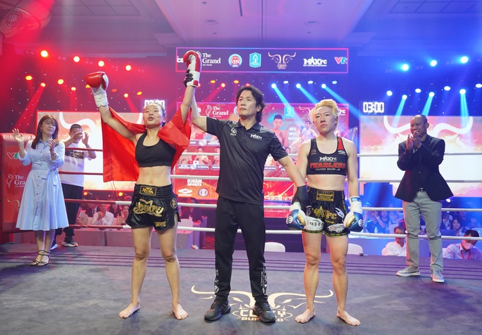 2 võ sĩ kickboxing Việt Nam thắng áp đảo tại MAXFC 26- Ảnh 3. 2 võ sĩ kickboxing Việt Nam thắng áp đảo tại MAXFC 26- Ảnh 3.