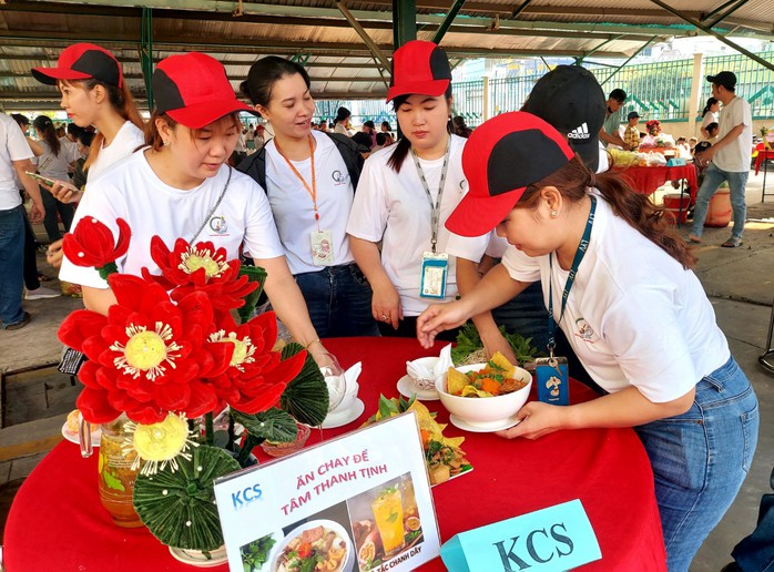 Báo Người Lao động và LĐLĐ quận Bình Tân hợp tác tuyên truyền, chăm lo cho CNVC-LĐ- Ảnh 8.