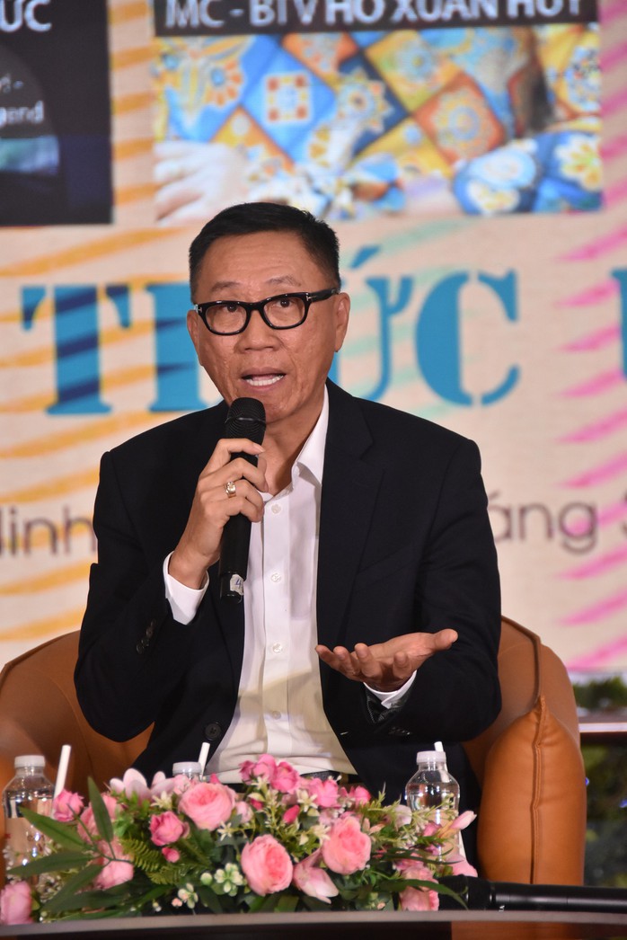 Ông Nguyễn Lâm Viên tại một buổi trò chuyện với sinh viên các trường đại học do Báo Người Lao Động tổ chứcẢnh: Tấn Thạnh Ông Nguyễn Lâm Viên tại một buổi trò chuyện với sinh viên các trường đại học do Báo Người Lao Động tổ chứcẢnh: Tấn Thạnh