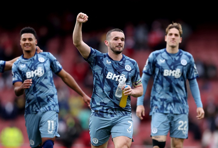 Arsenal thua sốc sân nhà, ngôi đỉnh bảng trao tay Man City- Ảnh 9. Arsenal thua sốc sân nhà, ngôi đỉnh bảng trao tay Man City- Ảnh 9.