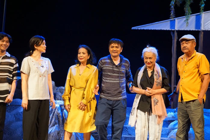 Việt Anh, Minh Trang, Quốc Thảo hội ngộ sau nhiều năm với "Trò chơi mất tích"- Ảnh 1. Việt Anh, Minh Trang, Quốc Thảo hội ngộ sau nhiều năm với "Trò chơi mất tích"- Ảnh 1.