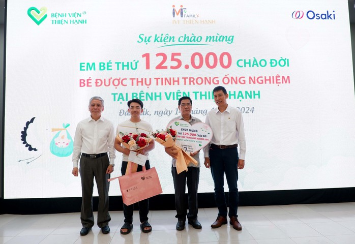 Bệnh viện Đa khoa Thiện Hạnh chào đón em bé thứ 125.000- Ảnh 3. Bệnh viện Đa khoa Thiện Hạnh chào đón em bé thứ 125.000- Ảnh 3.
