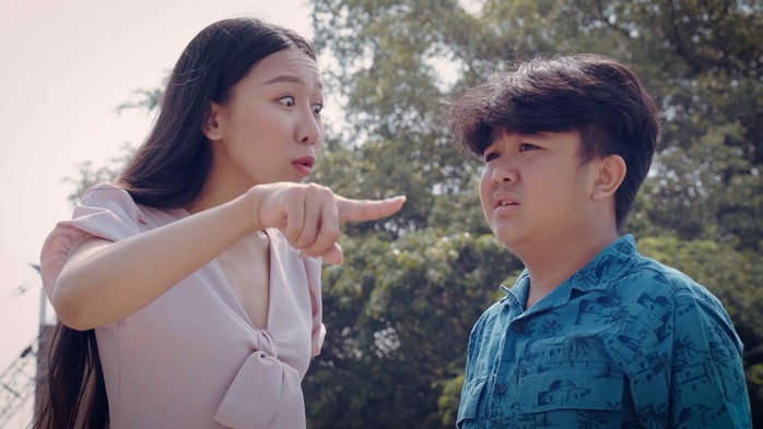 "Thần đồng diễn xuất" Tin Tin với vai diễn gây nhiều cảm xúc - Ảnh 3. "Thần đồng diễn xuất" Tin Tin với vai diễn gây nhiều cảm xúc - Ảnh 3.