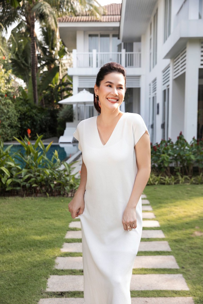 Vẻ đẹp rạng ngời của người đẹp U50 chuyên trị vai ác trên màn ảnh- Ảnh 6. Vẻ đẹp rạng ngời của người đẹp U50 chuyên trị vai ác trên màn ảnh- Ảnh 6.