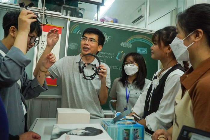 32 nhà khoa học xuất sắc trúng tuyển chương trình VNU350- Ảnh 1. 32 nhà khoa học xuất sắc trúng tuyển chương trình VNU350- Ảnh 1.