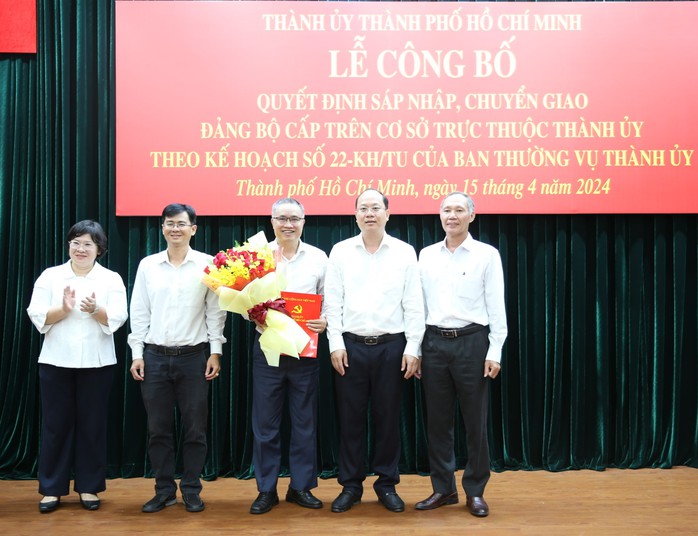 TP HCM công bố quyết định sáp nhập, chuyển giao các tổ chức cơ sở đảng- Ảnh 1. tỷ lệ cá cược kèo nhà cái công bố quyết định sáp nhập, chuyển giao các tổ chức cơ sở đảng- Ảnh 1.