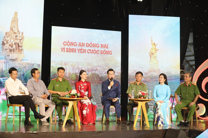 Công an Đồng Nai: Không để xảy ra bạo loạn, khủng bố, phá hoại- Ảnh 2. Công an Đồng Nai: Không để xảy ra bạo loạn, khủng bố, phá hoại- Ảnh 2.