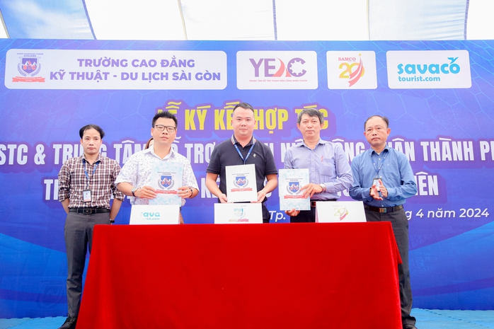 STC hợp tác với nhiều đơn vị để kiến tạo sự nghiệp cho sinh viên- Ảnh 3. STC hợp tác với nhiều đơn vị để kiến tạo sự nghiệp cho sinh viên- Ảnh 3.