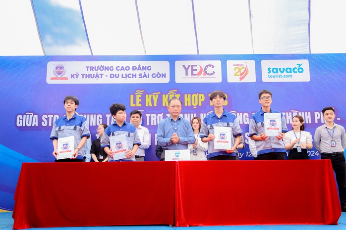 STC hợp tác với nhiều đơn vị để kiến tạo sự nghiệp cho sinh viên- Ảnh 4. STC hợp tác với nhiều đơn vị để kiến tạo sự nghiệp cho sinh viên- Ảnh 4.