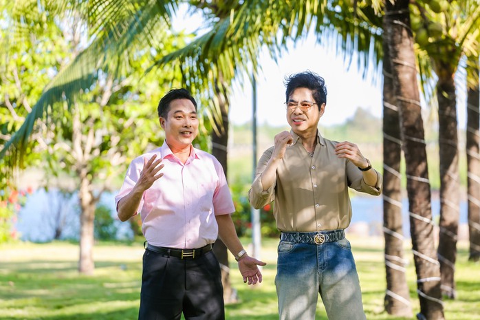 Ca sĩ Ngọc Sơn nói về em trai và kỷ niệm làm nghề không bao giờ quên - Ảnh 1. Ca sĩ Ngọc Sơn nói về em trai và kỷ niệm làm nghề không bao giờ quên - Ảnh 1.
