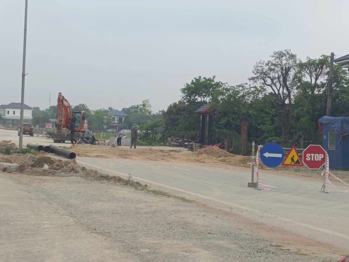 Phát hiện nam thanh niên tử vong dưới hố công trình dự án ngàn tỉ đồng- Ảnh 2. Phát hiện nam thanh niên tử vong dưới hố công trình dự án ngàn tỉ đồng- Ảnh 2.