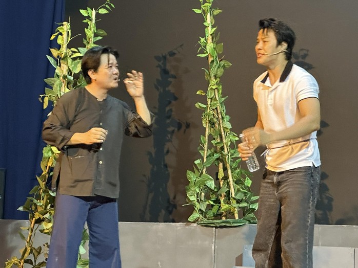 Tưởng nhớ NSND Út Trà Ôn, NSƯT Lê Tứ vào vai Tám Khỏe Tưởng nhớ NSND Út Trà Ôn, NSƯT Lê Tứ vào vai Tám Khỏe
