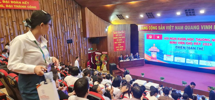 Hàng trăm chuyên gia, bác sĩ trong và ngoài nước tham gia hội nghi khoa học Bệnh viện Chợ Rẫy Hàng trăm chuyên gia, bác sĩ trong và ngoài nước tham gia hội nghi khoa học Bệnh viện Chợ Rẫy