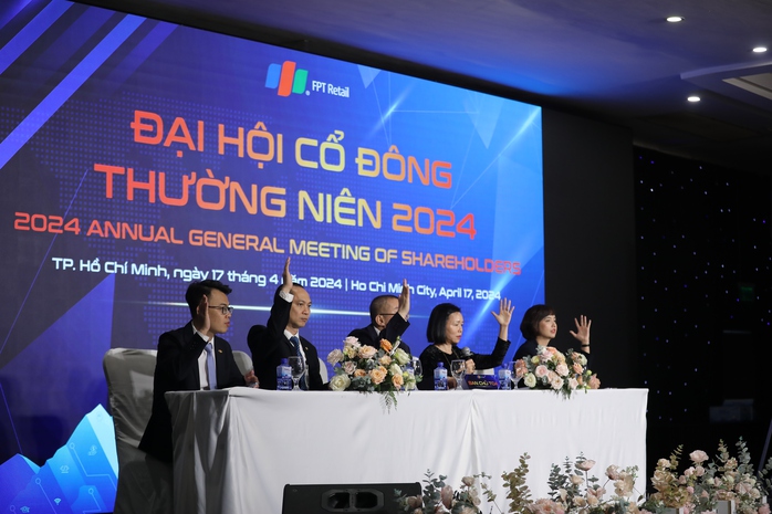 FPT Retail tổ chức thành công đại hội cổ đông thường niên 2024- Ảnh 3. FPT Retail tổ chức thành công đại hội cổ đông thường niên 2024- Ảnh 3.