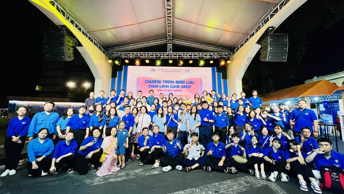 Bạn trẻ được "chữa lành cùng sách" - Ảnh 8.