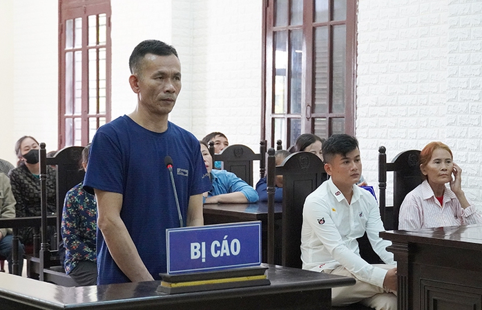 Tuyên án kẻ giết người rồi bỏ trốn 24 năm ở Quảng Bình- Ảnh 1. Tuyên án kẻ giết người rồi bỏ trốn 24 năm ở Quảng Bình- Ảnh 1.