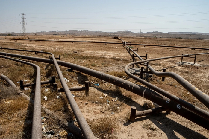 Oil pipelines in southern Iran in 2021. The Biden administration is considering ways to further restrict Iranian oil exports. The New York Times Oil pipelines in southern Iran in 2021. The Biden administration is considering ways to further restrict Iranian oil exports. The New York Times