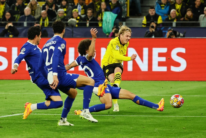 Cựu cầu thủ Man United tỏa sáng, Dortmund quật ngã Atletico Madrid - Ảnh 2. Cựu cầu thủ Man United tỏa sáng, Dortmund quật ngã Atletico Madrid - Ảnh 2.