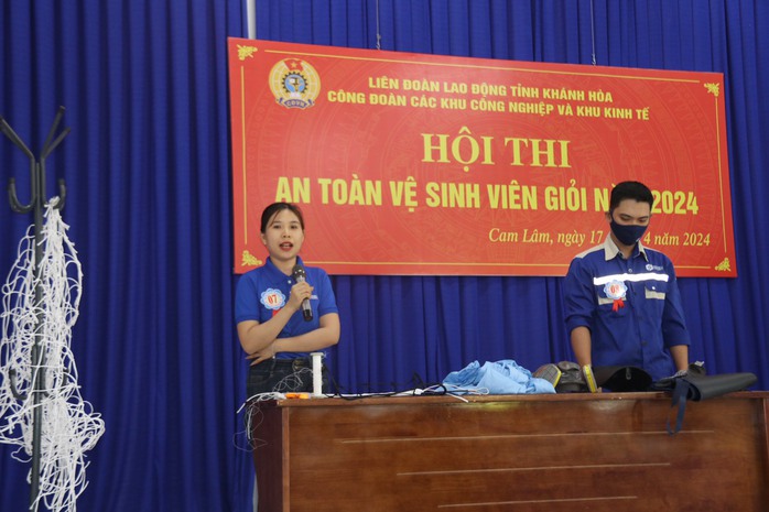 Khánh Hoà: Tổ chức hội thi an toàn vệ sinh viên giỏi
- Ảnh 3. Khánh Hoà: Tổ chức hội thi an toàn vệ sinh viên giỏi
- Ảnh 3.