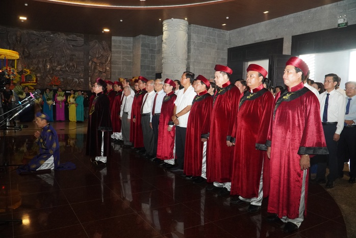 Cần Thơ: Tổ chức lễ dâng hương tại Đền thờ Vua Hùng- Ảnh 2. Cần Thơ: Tổ chức lễ dâng hương tại Đền thờ Vua Hùng- Ảnh 2.