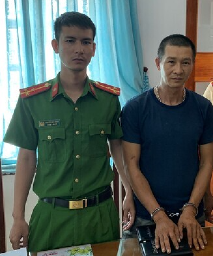 Công an tỉnh Bình Định bắt đối tượng truy nã Phạm Thanh Đức- Ảnh 1. Công an tỉnh Bình Định bắt đối tượng truy nã Phạm Thanh Đức- Ảnh 1.