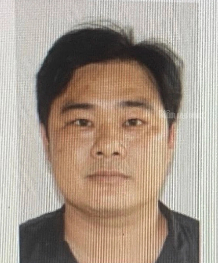 Hai đối tượng cướp tiệm vàng ở Bình Dương vượt biên sang Campuchia- Ảnh 3. Hai đối tượng cướp tiệm vàng ở Bình Dương vượt biên sang Campuchia- Ảnh 3.