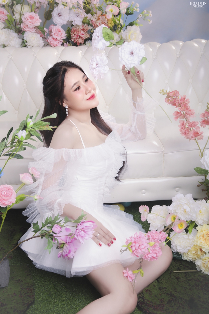 Hồ Bích Trâm công bố "săn rồng" thành công!- Ảnh 5. Hồ Bích Trâm công bố "săn rồng" thành công!- Ảnh 5.