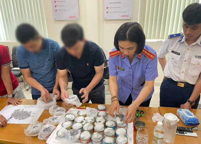 Triệt phá đường dây mua bán thuốc lắc lớn nhất Đà Nẵng- Ảnh 2. Triệt phá đường dây mua bán thuốc lắc lớn nhất Đà Nẵng- Ảnh 2.