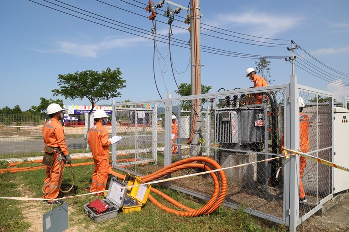 EVNCPC: Công tác tiết kiệm điện có nhiều chuyển biến tích cực nhờ các giải pháp thiết thực- Ảnh 2. EVNCPC: Công tác tiết kiệm điện có nhiều chuyển biến tích cực nhờ các giải pháp thiết thực- Ảnh 2.