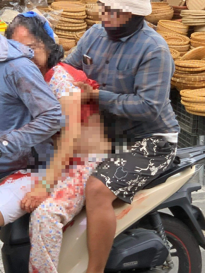 Người đàn ông ở Quảng Nam đốt nhà sau khi chém vợ- Ảnh 1. Người đàn ông ở Quảng Nam đốt nhà sau khi chém vợ- Ảnh 1.