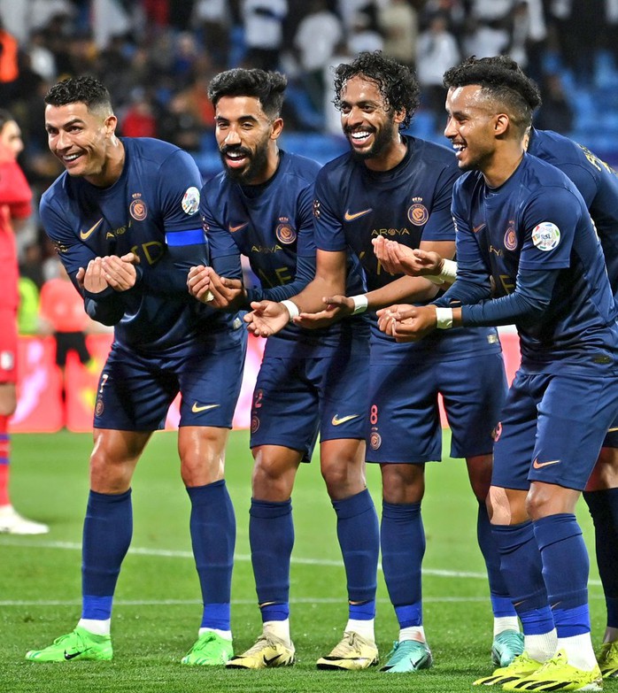Ronaldo lại lập hat-trick, Al-Nassr có chiến thắng không tưởng- Ảnh 1. Ronaldo lại lập hat-trick, Al-Nassr có chiến thắng không tưởng- Ảnh 1.